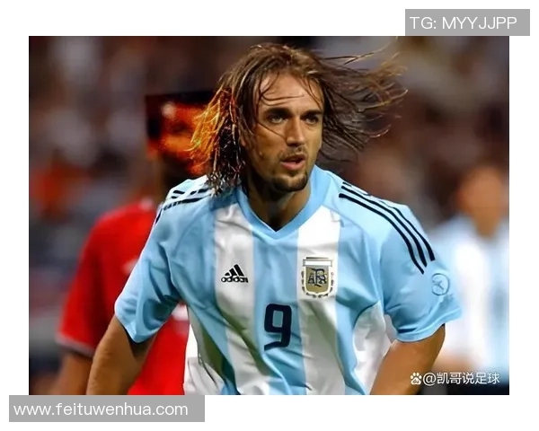 足球史上首位身价突破亿元的球星是谁他的传奇故事与成就解析